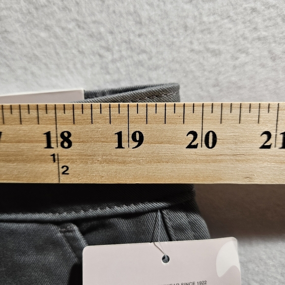 Dickies Relaxed Fit Gray Stretch Cargo Shorts Womens Size‎ 16 11" Inseam - Picture 9 of 10